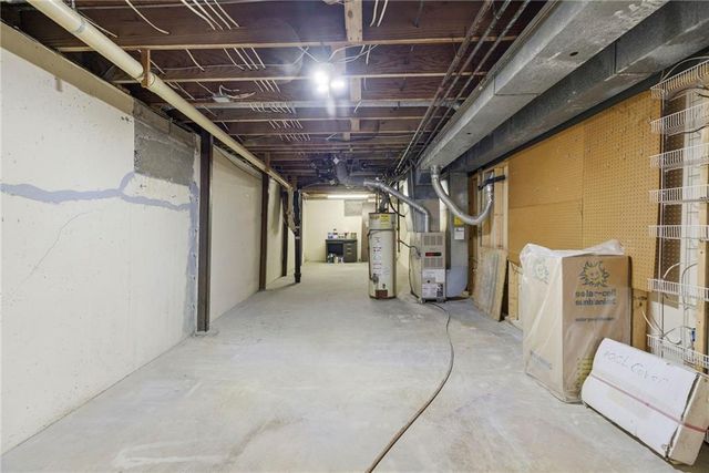 3815 W 73rd Terrace, Prairie Village, KS 66208