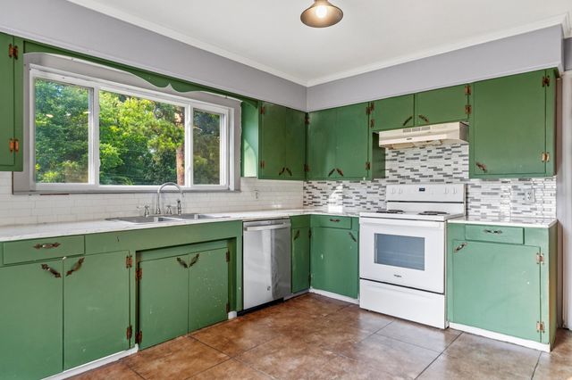 519 Hollywood Avenue, Hot Springs, AR 71901