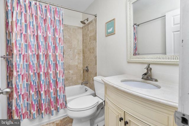 12 PLYMOUTH CT, Bordentown, NJ 08505