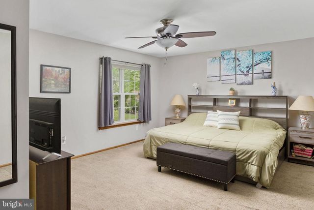 12 PLYMOUTH CT, Bordentown, NJ 08505
