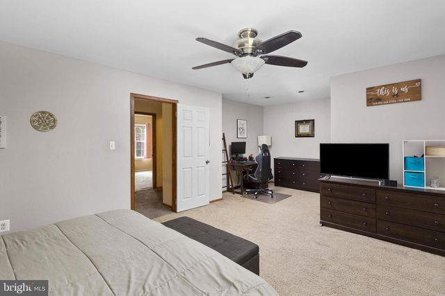 12 PLYMOUTH CT, Bordentown, NJ 08505