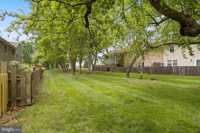 12 PLYMOUTH CT, Bordentown, NJ 08505