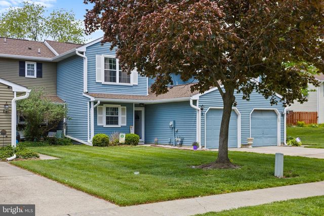 12 PLYMOUTH CT, Bordentown, NJ 08505