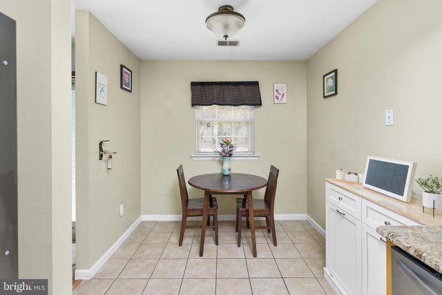 12 PLYMOUTH CT, Bordentown, NJ 08505
