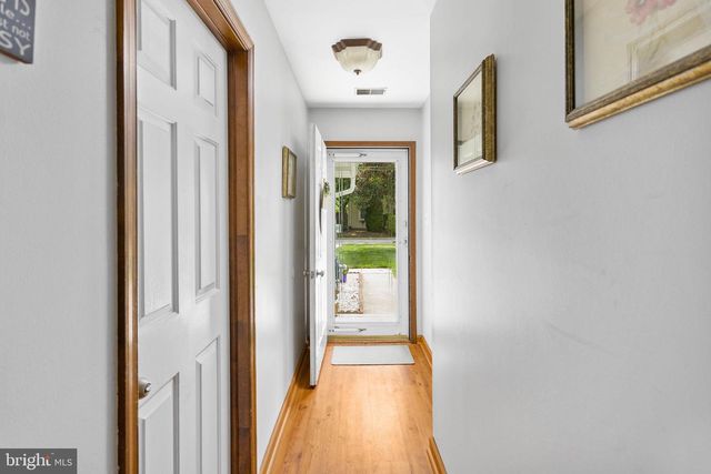 12 PLYMOUTH CT, Bordentown, NJ 08505