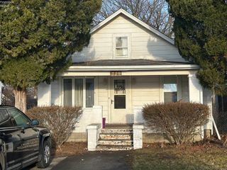 329 Oakland Avenue, Sandusky, OH 44870