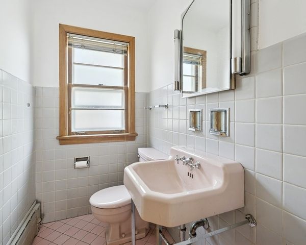1214 Hull Terrace, Evanston, IL 60202