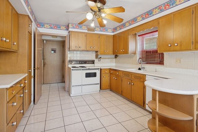 1214 Hull Terrace, Evanston, IL 60202