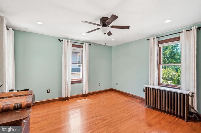 160 PITMAN AVE, Pitman, NJ 08071