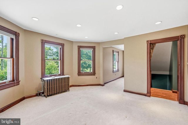 160 PITMAN AVE, Pitman, NJ 08071