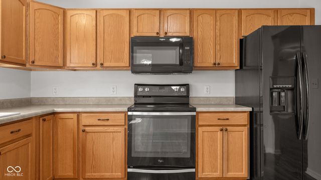 7205 W Prominence Point, Bloomington, IN 47404