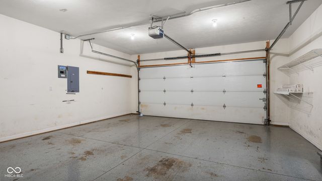 7205 W Prominence Point, Bloomington, IN 47404