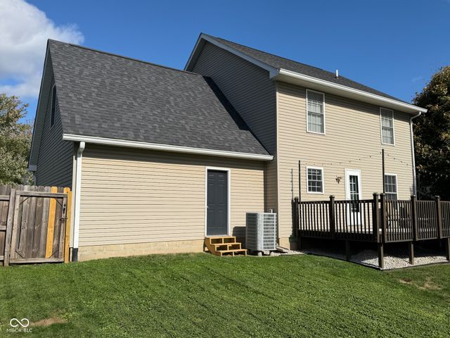 7205 W Prominence Point, Bloomington, IN 47404