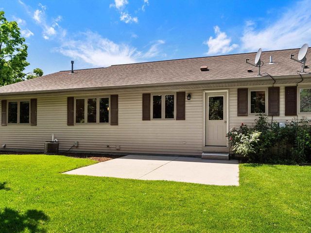 3707 Limestone Court, Sheboygan, WI 53083