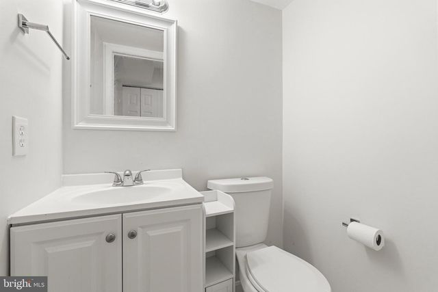 15711 AMBIANCE DR, North Potomac, MD 20878