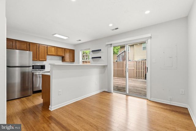 15711 AMBIANCE DR, North Potomac, MD 20878