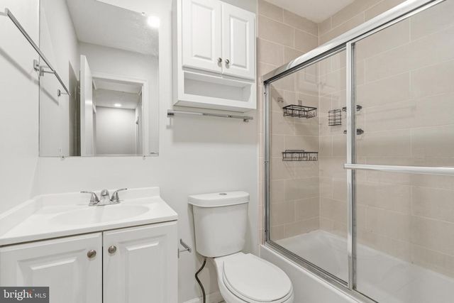 15711 AMBIANCE DR, North Potomac, MD 20878