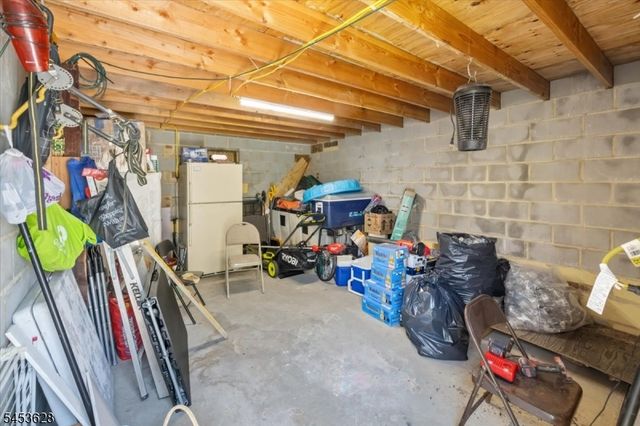 18 Newell Pl, North Arlington Boro, NJ 07031