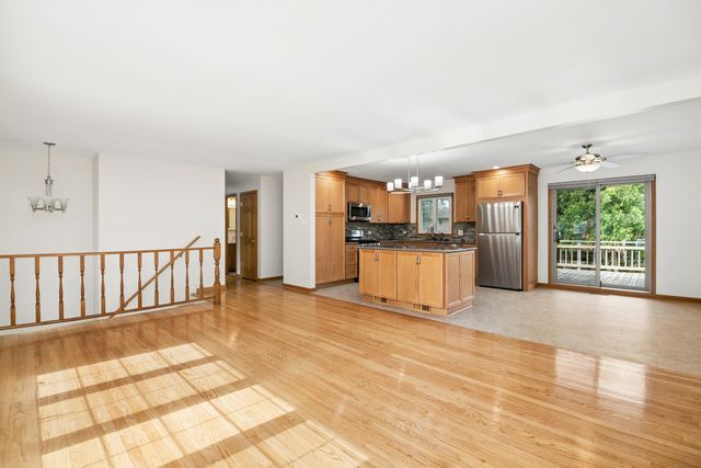 15120 Willow Lane, Oak Forest, IL 60452