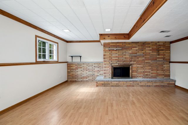 15120 Willow Lane, Oak Forest, IL 60452