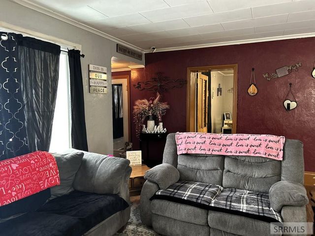 407 Lena Street, Salmon, ID 83467