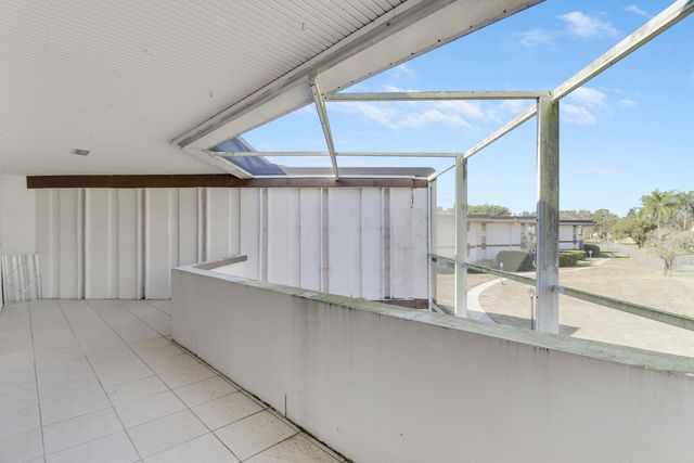 7 Greenway Village N 202, Royal Palm Beach, FL 33411