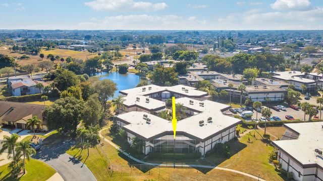 7 Greenway Village N 202, Royal Palm Beach, FL 33411