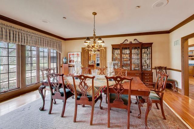 82 Hawley Woods Road, Barrington Hills, IL 60010