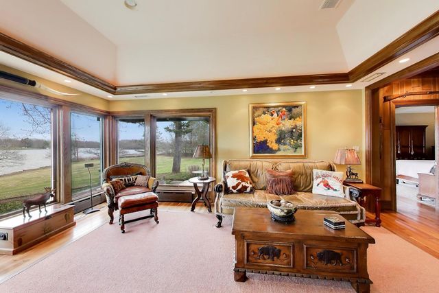 82 Hawley Woods Road, Barrington Hills, IL 60010