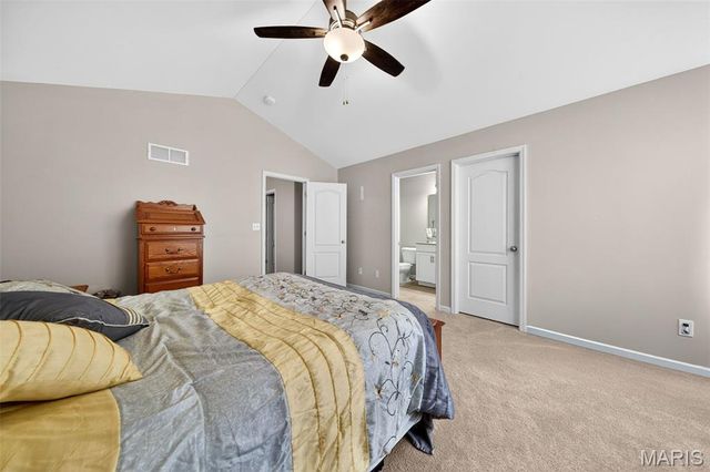 897 Mohawk Court, Warrenton, MO 63383