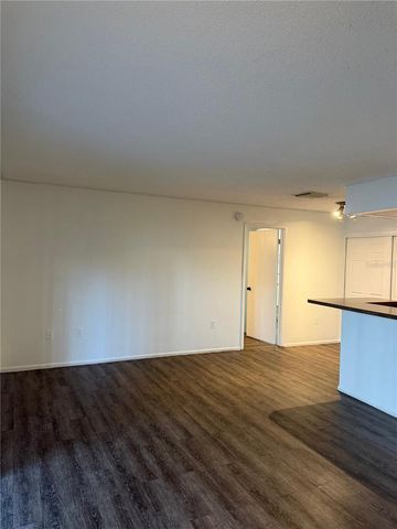 3827 BAY CLUB CIR 103, Kissimmee, FL 34741