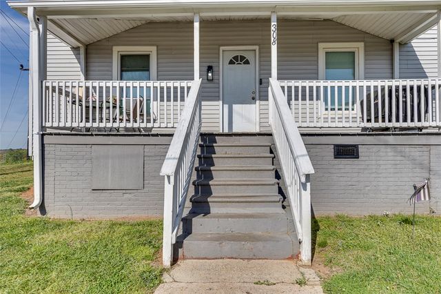 308 W Beattie Street, Liberty, SC 29657