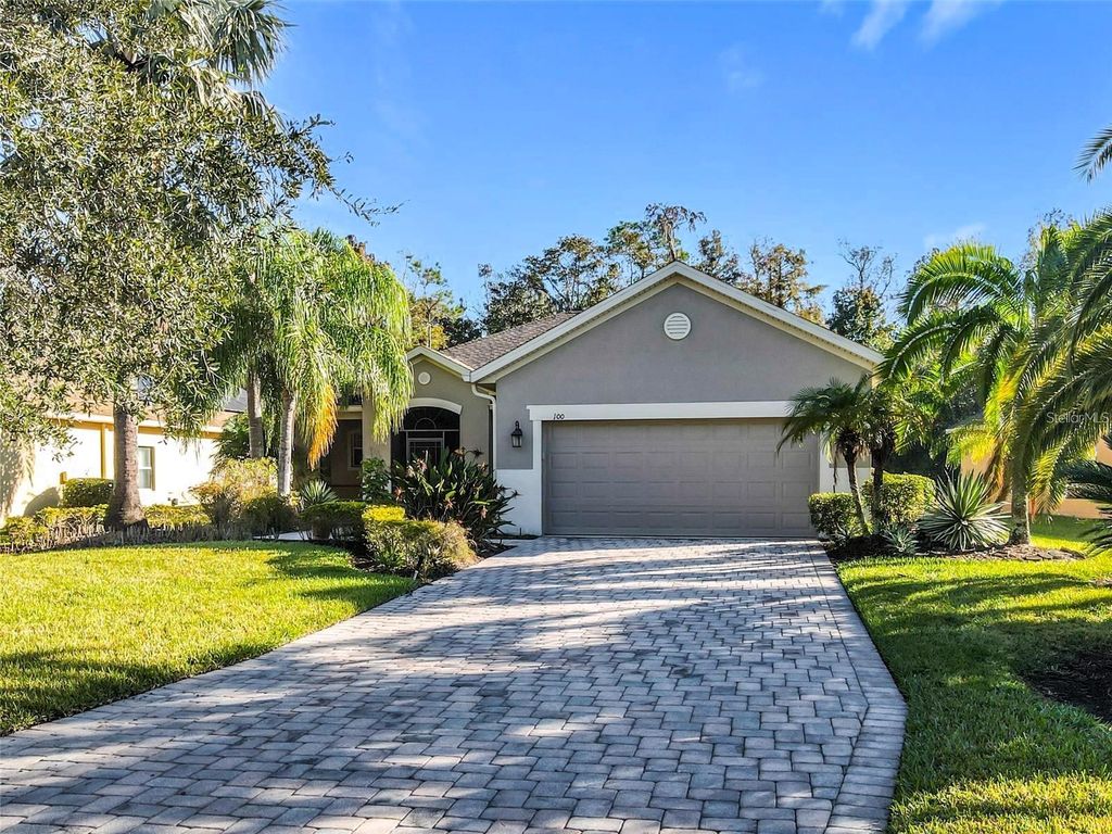 Image 1 of property listing at 100 VIZCAYA COURT, Poinciana, FL 34759