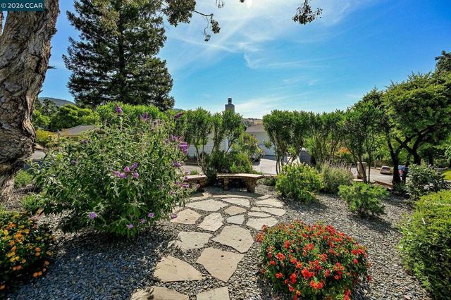 293 Via Cima Ct, Danville, CA 94526
