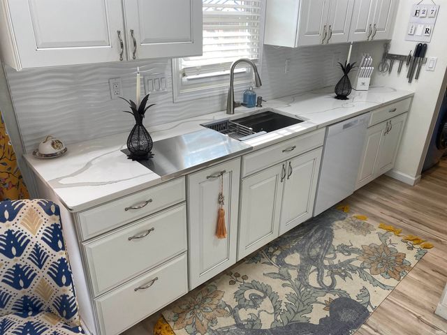 6841 Newburgh Road, Evansville, IN 47715