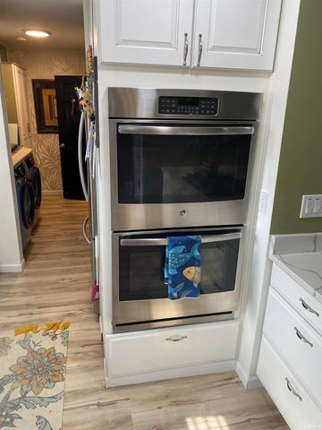 6841 Newburgh Road, Evansville, IN 47715