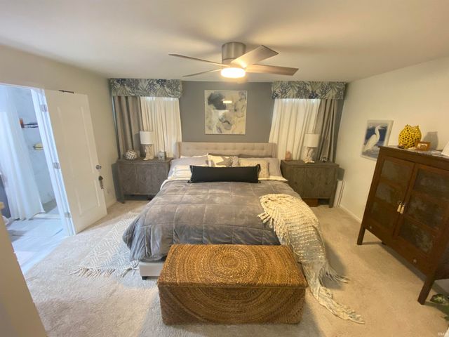 6841 Newburgh Road, Evansville, IN 47715