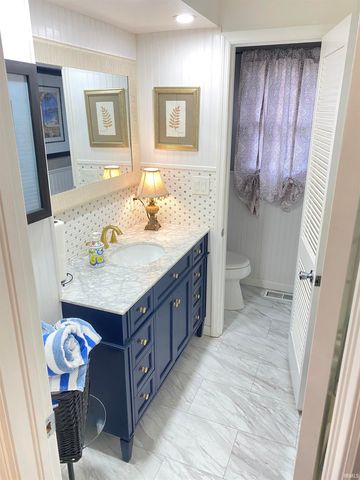 6841 Newburgh Road, Evansville, IN 47715