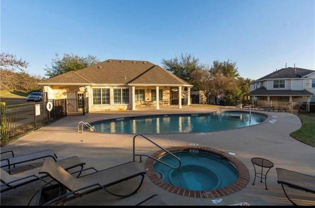 1900 Scofield Ridge PKWY 3101, Austin, TX 78727