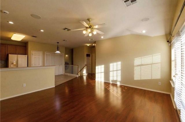1900 Scofield Ridge PKWY 3101, Austin, TX 78727