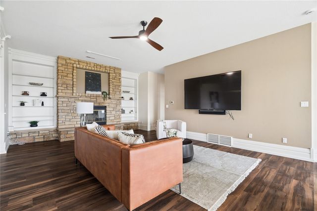 265 Adams Avenue, Lisbon, IA 52253