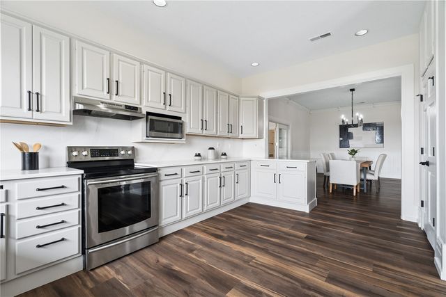 265 Adams Avenue, Lisbon, IA 52253