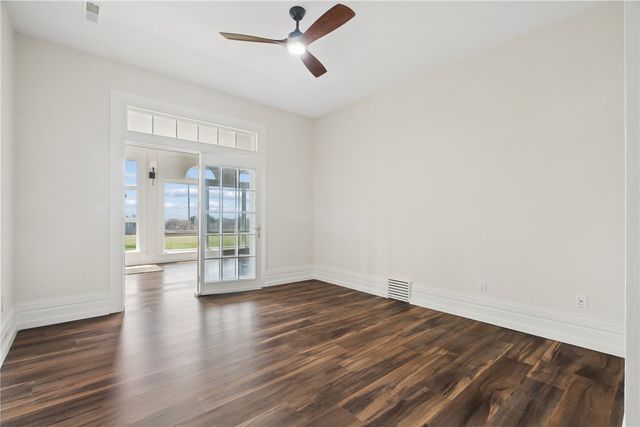 265 Adams Avenue, Lisbon, IA 52253