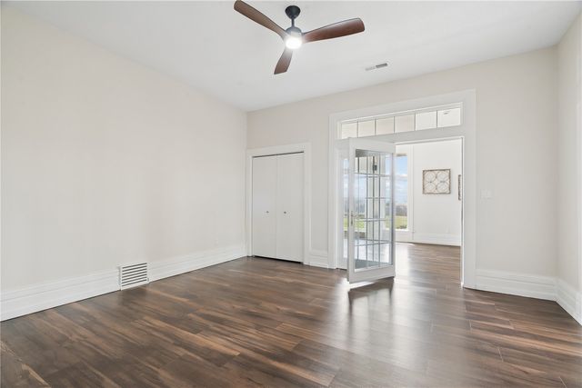 265 Adams Avenue, Lisbon, IA 52253