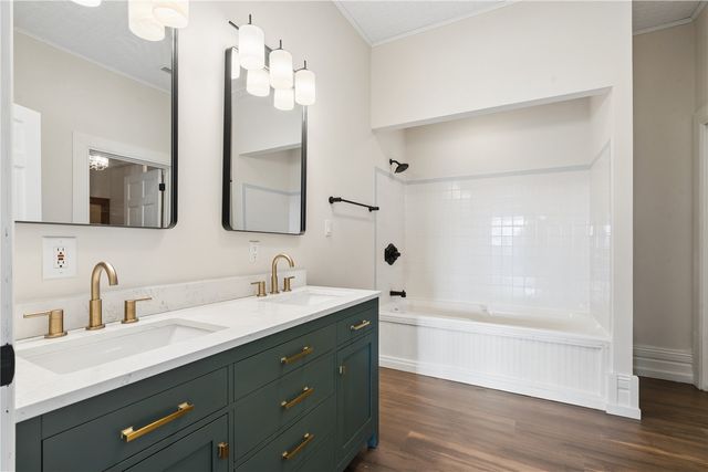 265 Adams Avenue, Lisbon, IA 52253