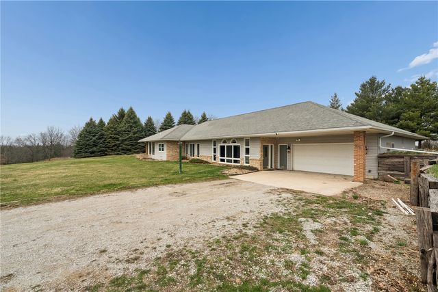 265 Adams Avenue, Lisbon, IA 52253