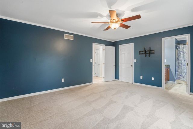 2955 SUMMER DR, Westminster, MD 21157
