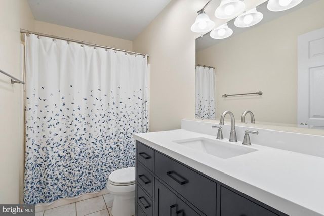 2955 SUMMER DR, Westminster, MD 21157
