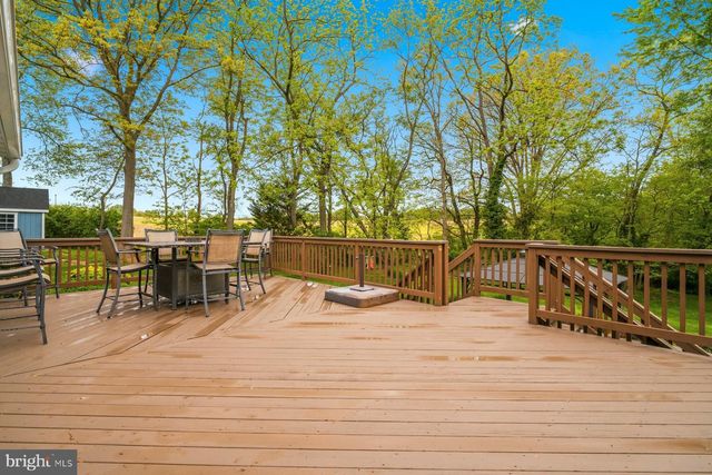2955 SUMMER DR, Westminster, MD 21157