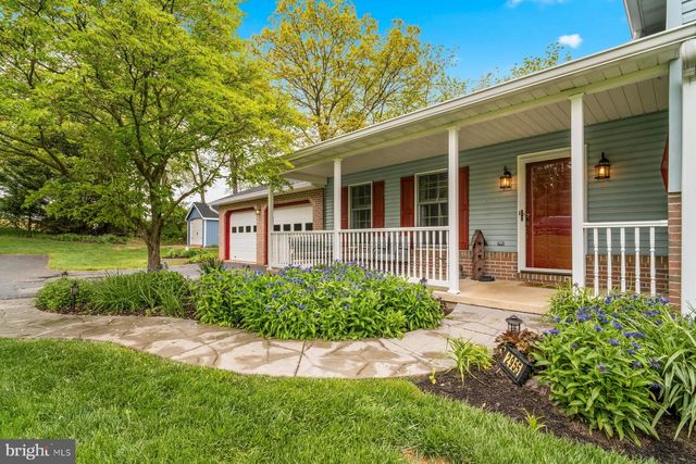 2955 SUMMER DR, Westminster, MD 21157